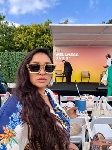 Customer photo review of 24k Gold Square Frame Sunglasses