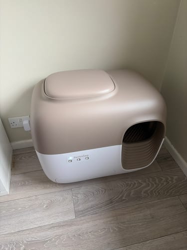 Customer photo review of Self-Cleaning Litter Box