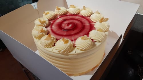 Customer photo review of Traditional cake