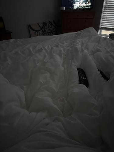 Customer photo review of Temperature Control Dual-Layer Comforter