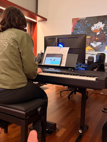 Customer photo review of Yamaha DGX670 Keyboard