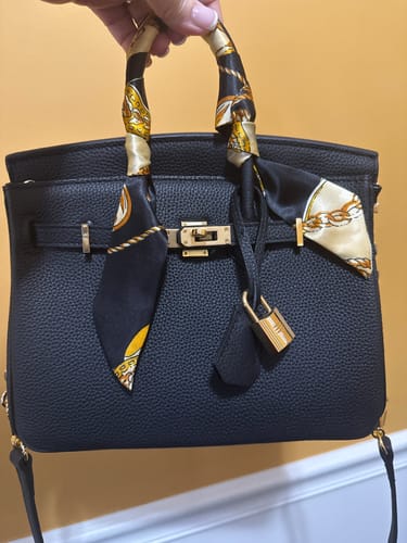 Customer photo review of Gabrielle