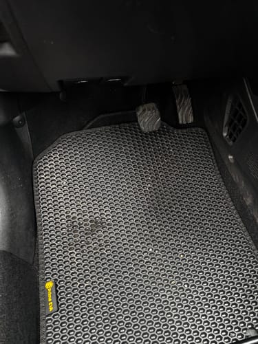 Customer photo review of E-Auto Fußmatten nach Maß - Vorne
