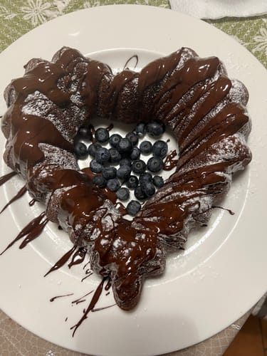 Customer photo review of Tortiera Stampo per forno "Cuore" 27X24X10 CM