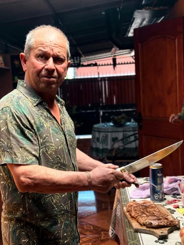 Customer photo review of Gran Carnicero Artesanal 22 cm Asta Ciervo Premium LEGADO