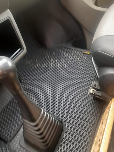 Customer photo review of Fußmatten für Van - Vorne