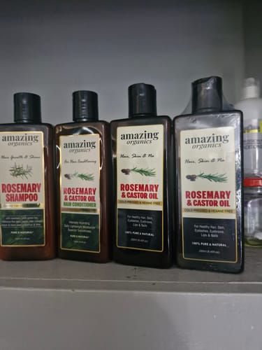 Customer photo review of Rosemary & Castor Oil Hair Conditioner