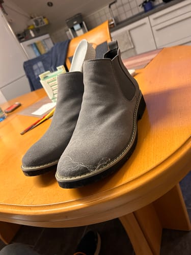 Customer photo review of ELEVATESHOES CHELSEAS