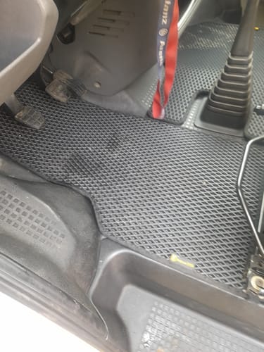 Customer photo review of Fußmatten für Van - Vorne