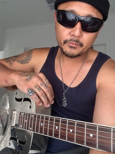 Customer photo review of THE SERPENT GUITAR.