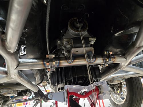 Customer photo review of 4 Bolt Transmission Crossmember Flange Kit