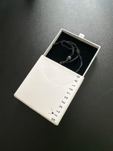 Reseña con foto de un cliente sobre Pulsera con Foto Dentro "Mágica"