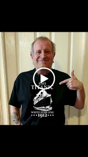 Customer video review of Unisex t-shirt