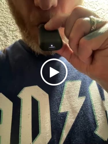Customer video review of Blue Dream THC Disposable Vape Pen 5g Sativa