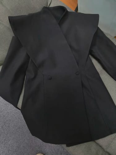 Customer photo review of Mariana Blazer