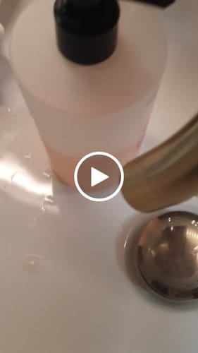 Customer video review of 50ml Fragrance & Body Wash Bundle