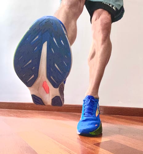 Customer photo review of Brooks Hyperion Max 2 Hombre Cobalt Green Gecko