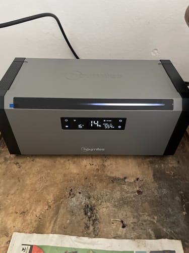 Customer photo review of Hoymiles HiBattery 1920 AC