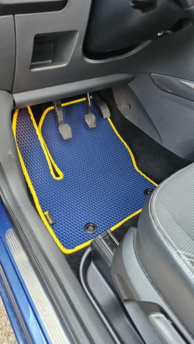 Customer photo review of Auto Fußmatten nach Maß - Komplettset