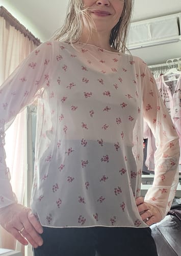 Customer photo review of Mesh Langarmshirt LITTLE FLOWERS