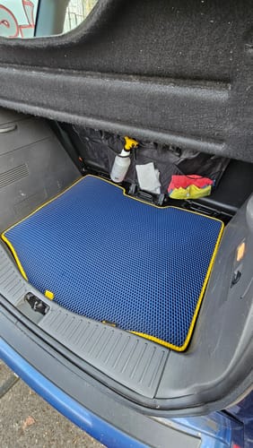 Customer photo review of Auto Fußmatten nach Maß - Komplettset