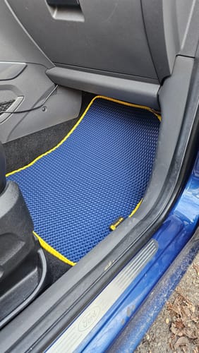 Customer photo review of Auto Fußmatten nach Maß - Komplettset