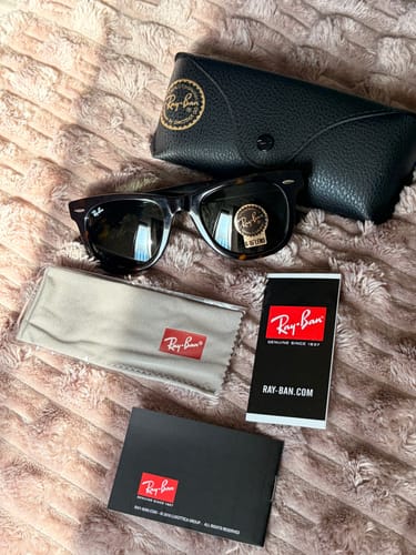 Customer photo review of Lentes De Sol Rb Wayfare Rb2140n Carey Verde G15