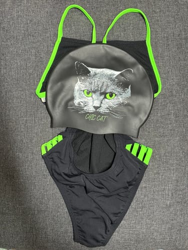 Customer photo review of ZAMBIA ONE PIECE || Black|Splice