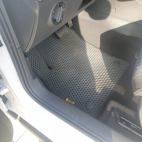 Customer photo review of Auto Fußmatten nach Maß - Komplettset
