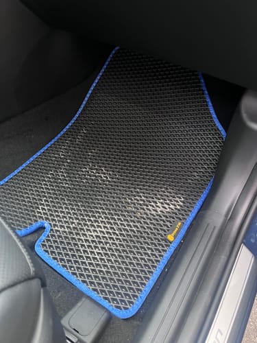 Customer photo review of Auto Fußmatten nach Maß - Komplettset
