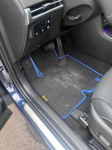 Customer photo review of Auto Fußmatten nach Maß - Komplettset