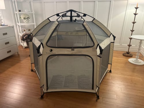 Customer photo review of Pop 'N Go® Playpen