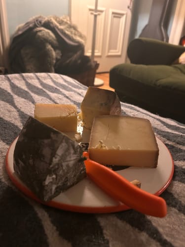 Customer photo review of Mystery Cheese Box