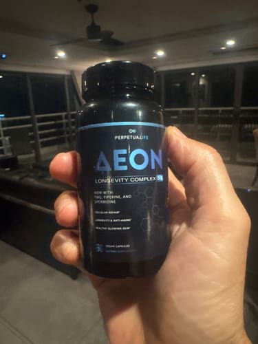Customer photo review of AEON™ NAD+ Liposomal Longevity Complex with Nicotinamide DUO™