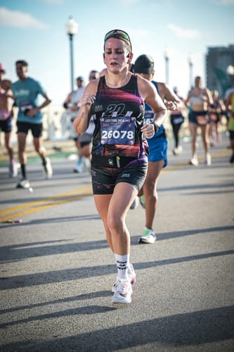 Customer photo review of Women's Singlet | MIA