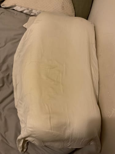 Customer photo review of Mellow CloudAlign™ Pillow
