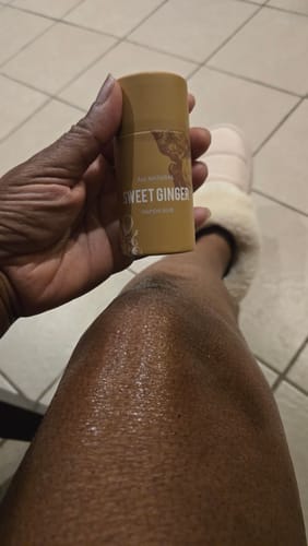 Customer photo review of Sweet Ginger Vapor Rub Stick