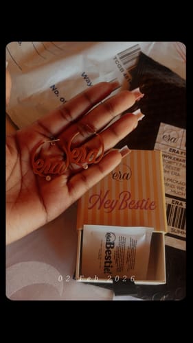 Customer photo review of Gold Mini Era Logo Hoops