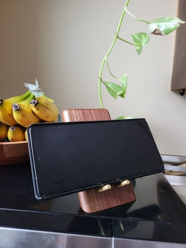Customer photo review of Standly Minimalist Walnut Phone Stand