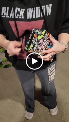 Customer video review of Batties Plush Pendant Blind Box