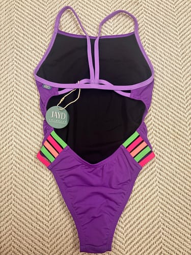 Customer photo review of LENNOX ONE PIECE || Murasaki|Lilac Haze