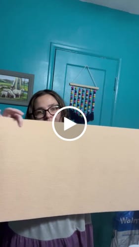 Customer video review of Multifunctional Cat Scratching Carpet