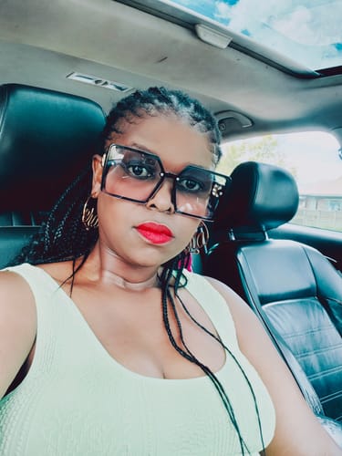 Customer photo review of Gold Era Logo Hoops