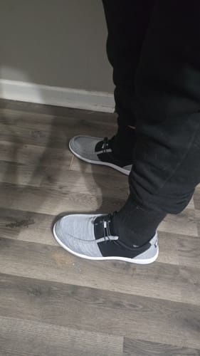 Customer photo review of SKŌNI Men's Golf Shoe - Grey/Black