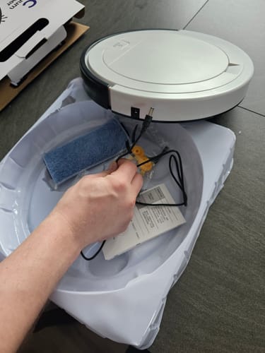 Customer photo review of HOME BUDDY – 3 in 1 Saugroboter mit Wischfunktion