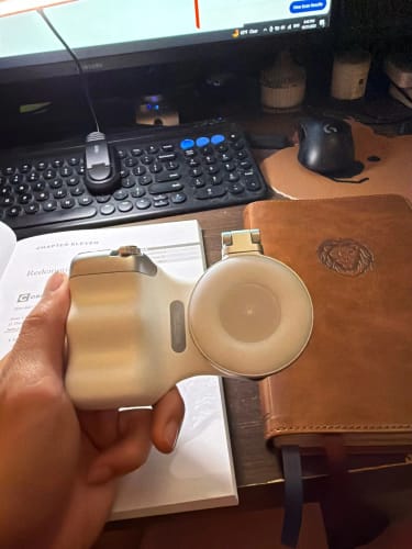 Customer photo review of TELESIN Phone Camera Shoot Hand Grip Magnetic Smart Phone Holder Shooting Aid Remote Control Handle For Iphone Android Phone