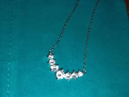 Customer photo review of Moissanite Necklace for Woman Wedding Fine Jewely with Certificates 925 Sterling Sliver Plated 18k White Gold Necklace