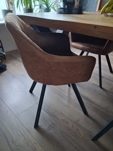 Customer photo review of Brione Draaibare Eetkamerstoel - Cognac