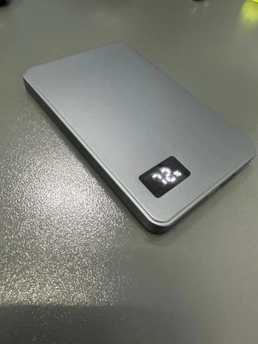 Customer photo review of ViVO Ultra-thin for MagSafe 500000mAh Mobile Power Bank Portable 3c Certified Magnetic Wireless Fast Charging Electronic Display
