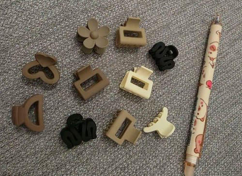 Customer photo review of 5/10/20/30pcs Beige Mixed Pack Small Clips, Cute Girl Accessories - Perfect for Daily Use, Special Occasions, or Travel Gifts